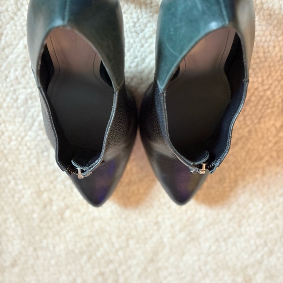 Pour La Victoire Black Stiletto Heels - Picture 13 of 16